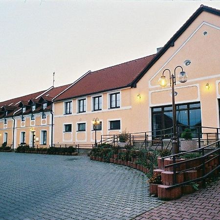 Pension U Svateho Jana Hradec Kralove Exterior foto